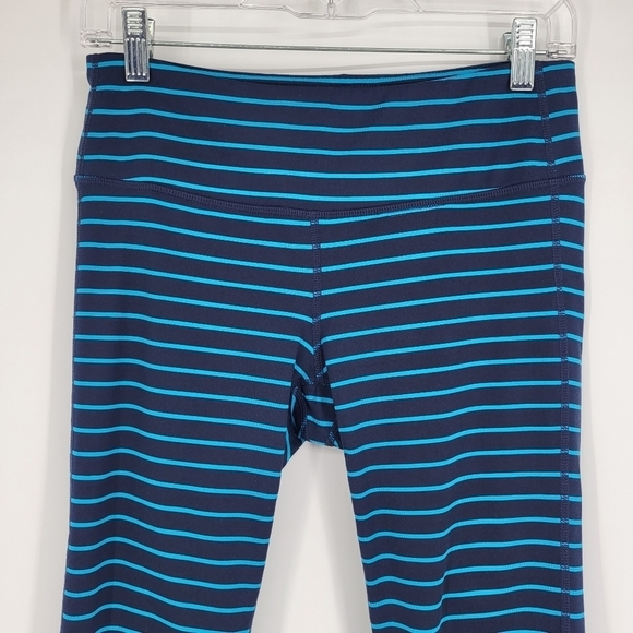 Athleta Chaturanga Crop Capri High Rise Leggings Striped Blue Medium - Picture 8 of 9